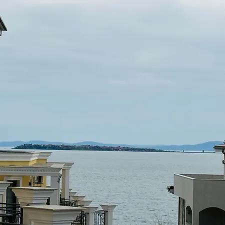公寓 Horizon 38 'б'